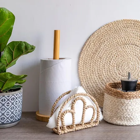 Apartment 2 Pieces - 4 Personnes - Entierement Equipe Et Idealement Situe Proche Toutes Commodites Menton