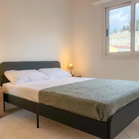 2 Pieces - 4 Personnes - Entierement Equipe Et Idealement Situe Proche Toutes Commodites *